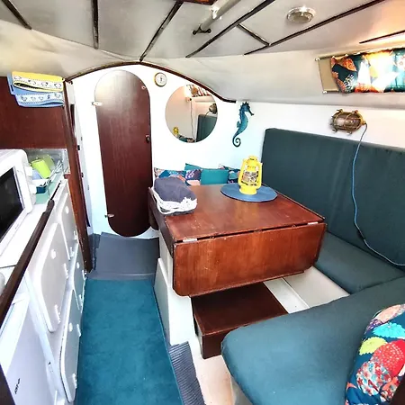 Bateau Voilier Hotel na wodzie La Rochelle (Charente-Maritime)