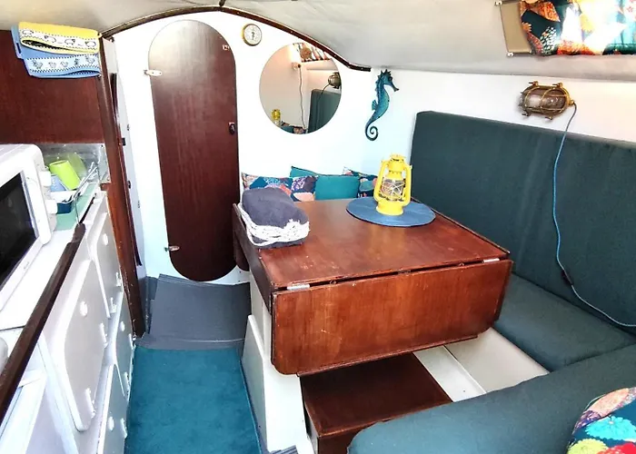 Bateau Voilier Hotel en barco La Rochelle (Charente-Maritime)