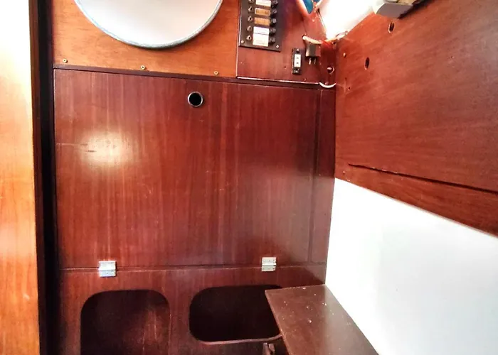 Bateau Voilier Hotel en barco La Rochelle (Charente-Maritime)